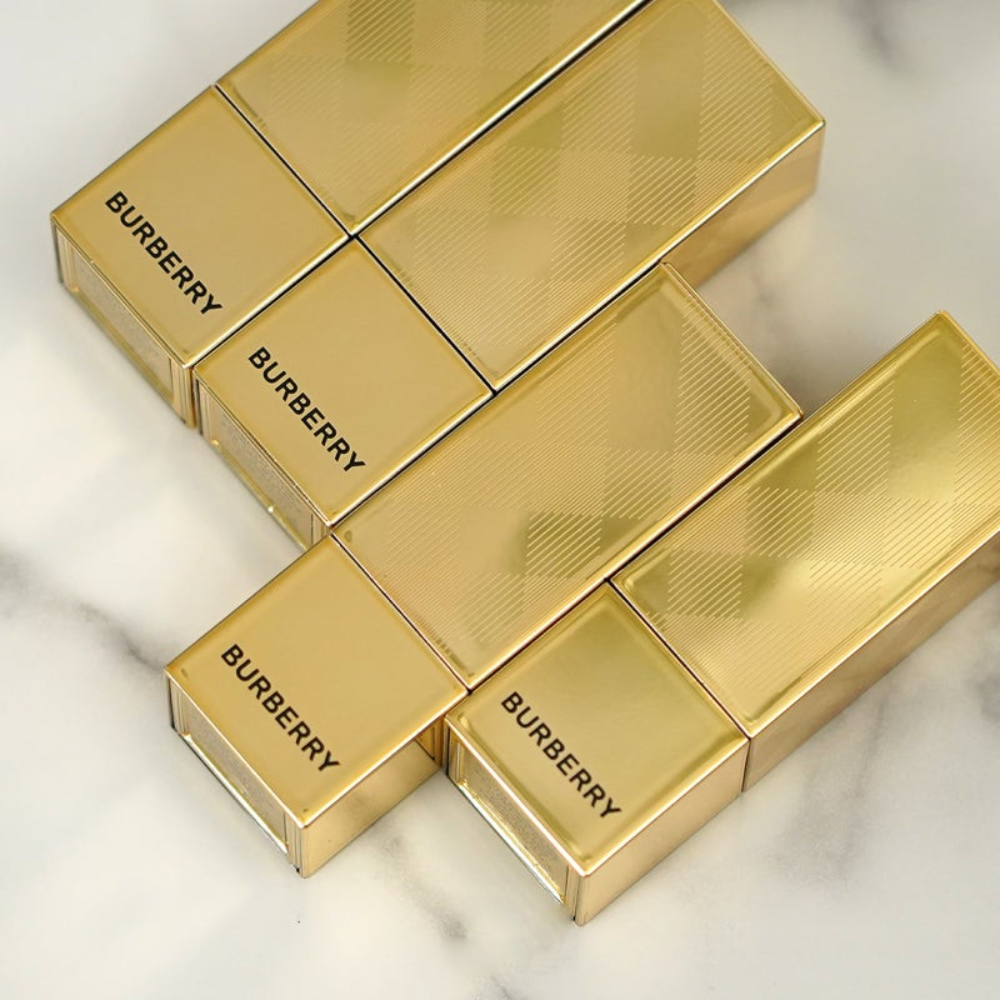 BURBERRY Kisses Lipstick 1g #106 The red (With box) , BURBERRY Kisses Lipstick , BURBERRY Kisses Lipstick รีวิว , BURBERRY Kisses Lipstick ซื้อ